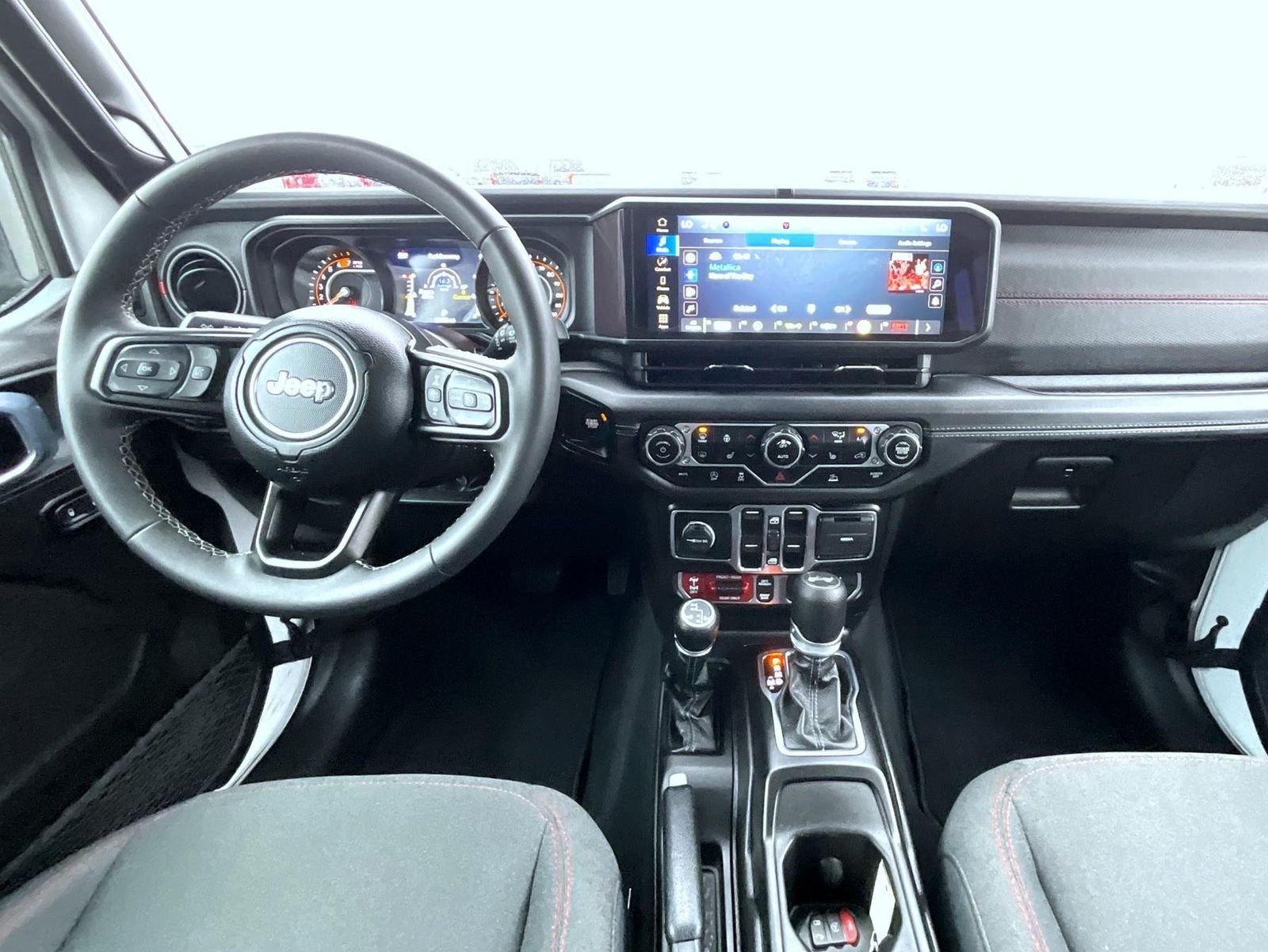 Used 2025 White Jeep Rubicon image 13