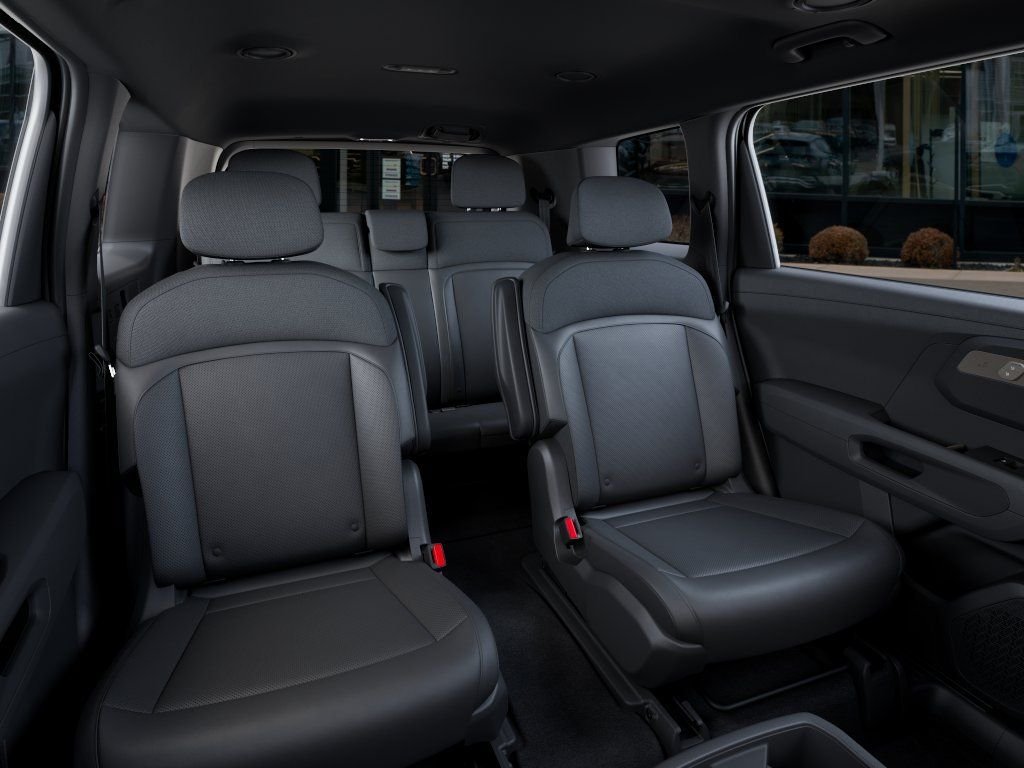 New 2027 Ebony Black Kia S image 16