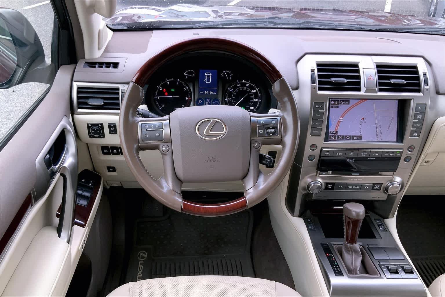 Used 2016 Claret Mica Lexus  image 5
