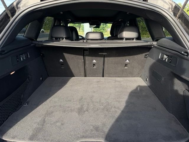 Certified Used 2024  Mercedes-Benz GLC 300 image 10