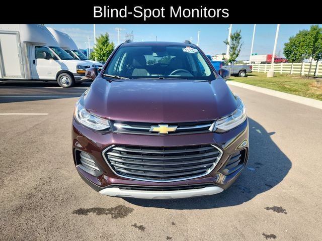 Used 2021 Chevrolet Trax LT with VIN KL7CJPSB1MB332621 for sale in Grove City, OH