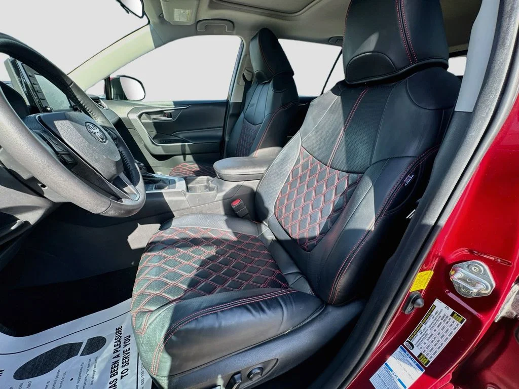 Used 2021 Red Toyota XLE image 27