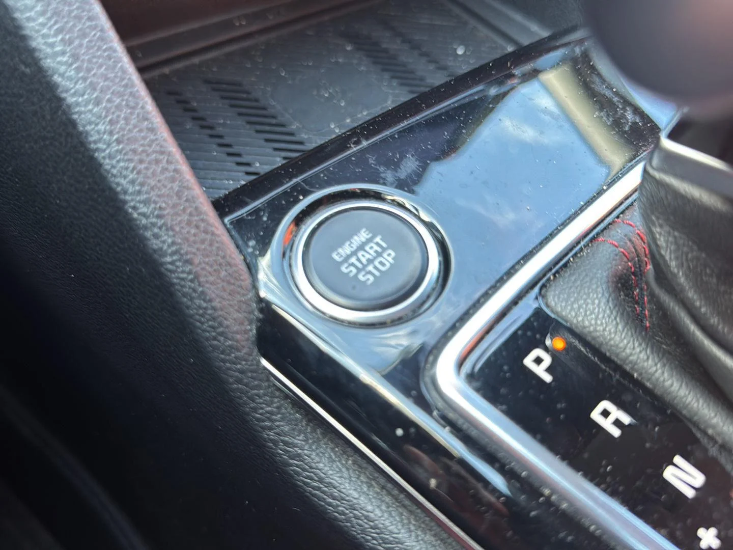 Used 2024 Wolf Gray Kia SX-Prestige image 16