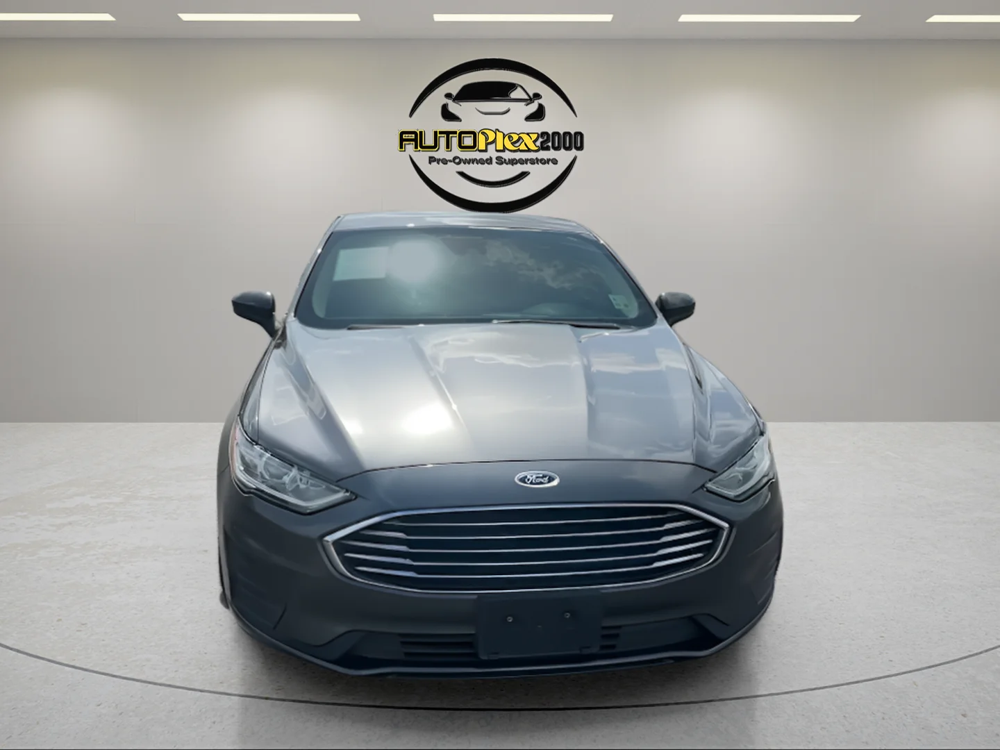Used 2019 Gray Ford S image 2