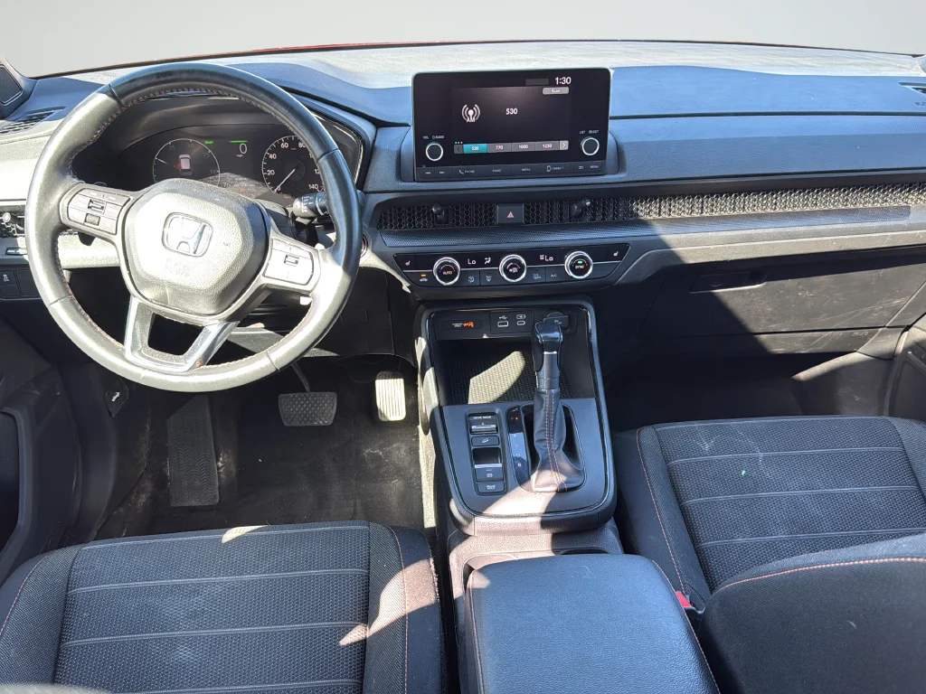 Used 2024  Honda Sport image 9