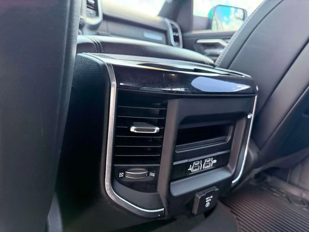 Used 2020 Black Ram Laramie image 13