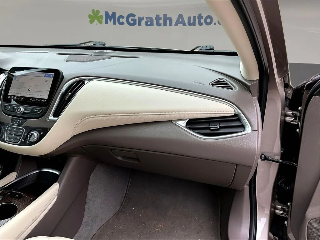 Used 2024 Gray Chevrolet LT image 29