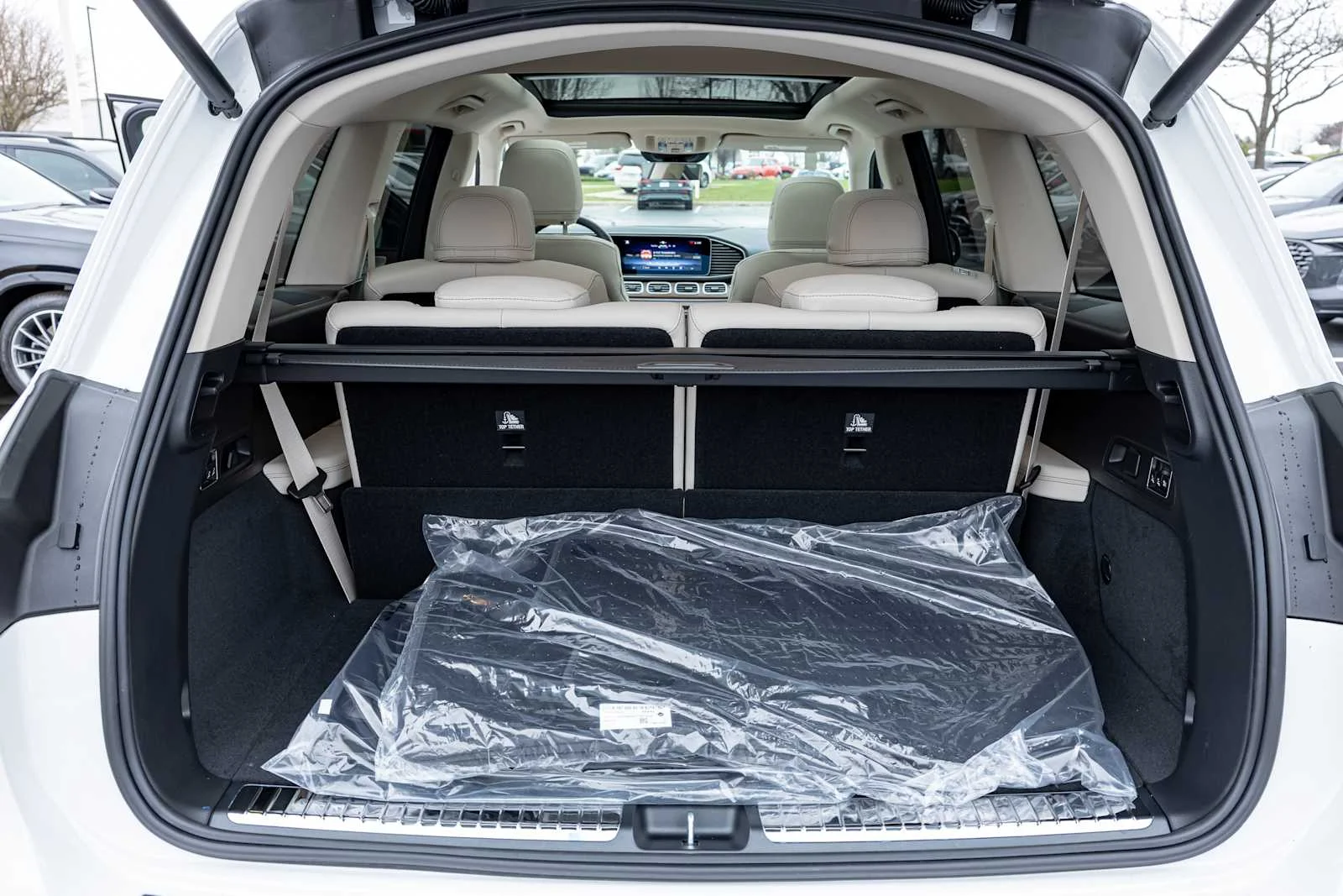 New 2026 Polar White Mercedes-Benz GLS 450 image 30