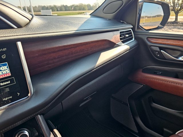 2024 GMC Yukon Denali Ultimate - Photo 56