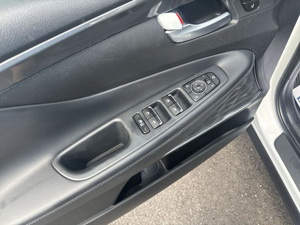 Used 2022 Gray Hyundai Limited image 15