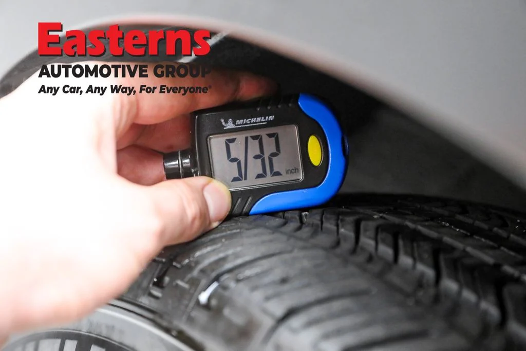 Used 2022 Gray Kia EX image 27