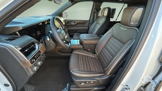 Used 2026 White GMC Denali Ultimate image 18