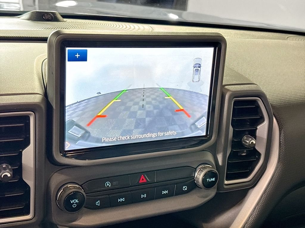 Used 2022 Blue Ford Outer Banks image 17