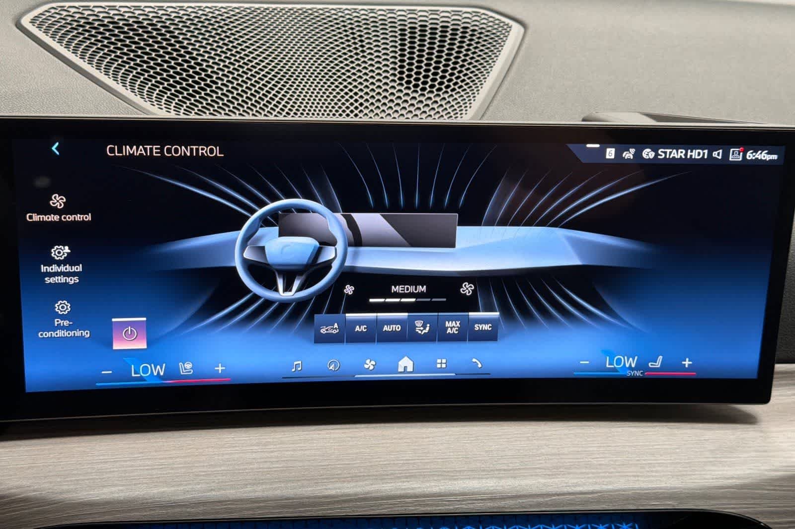 New 2026 Skyscraper Grey Metallic BMW eDrive40 image 20