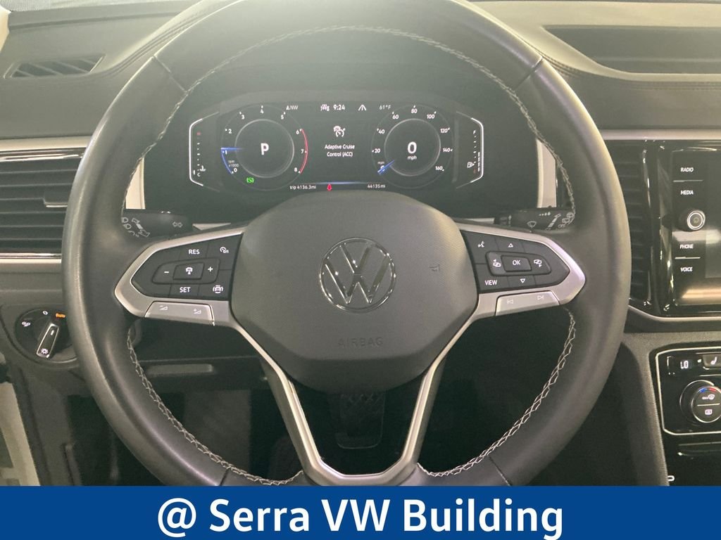 Used 2023 Pure White Volkswagen 3.6L V6 SE w/Technology image 22