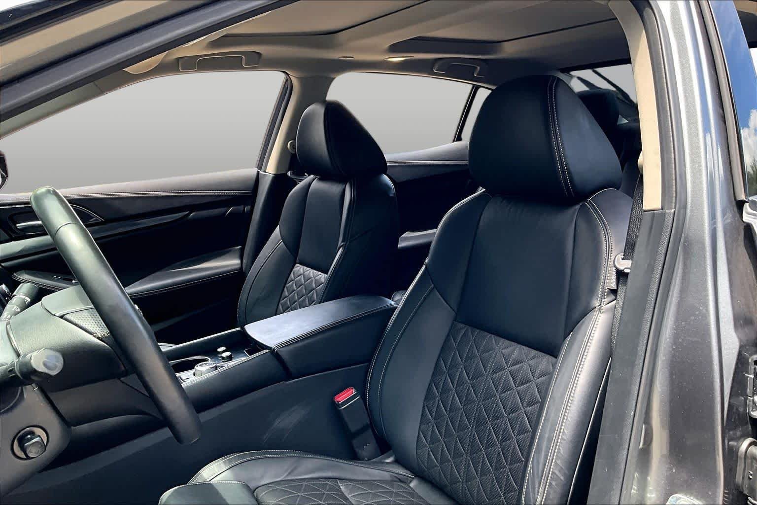 Pre-Owned 2020 Nissan Maxima Platinum