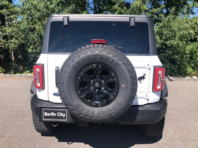 Used 2022 Oxford White Ford Wildtrak image 6