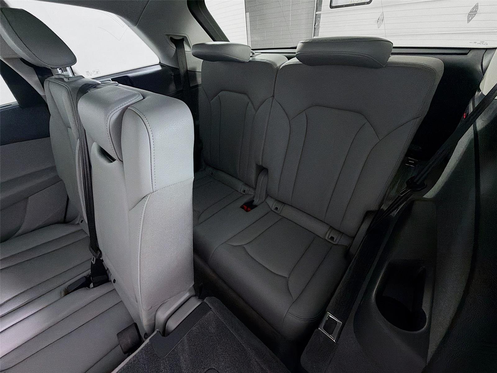 Used 2018  AUDI  image 22
