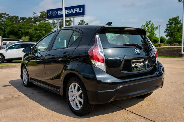 Used 2017 Black Sand Pearl Toyota One image 4