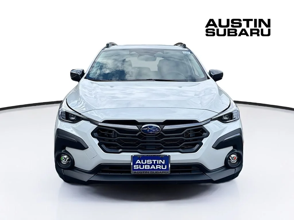 New 2026 CRYSTAL WHITE PEARL Subaru Limited image 3