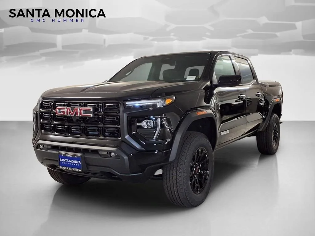 2026 GMC Canyon 2WD Elevation Crew Cab Short Box's photo