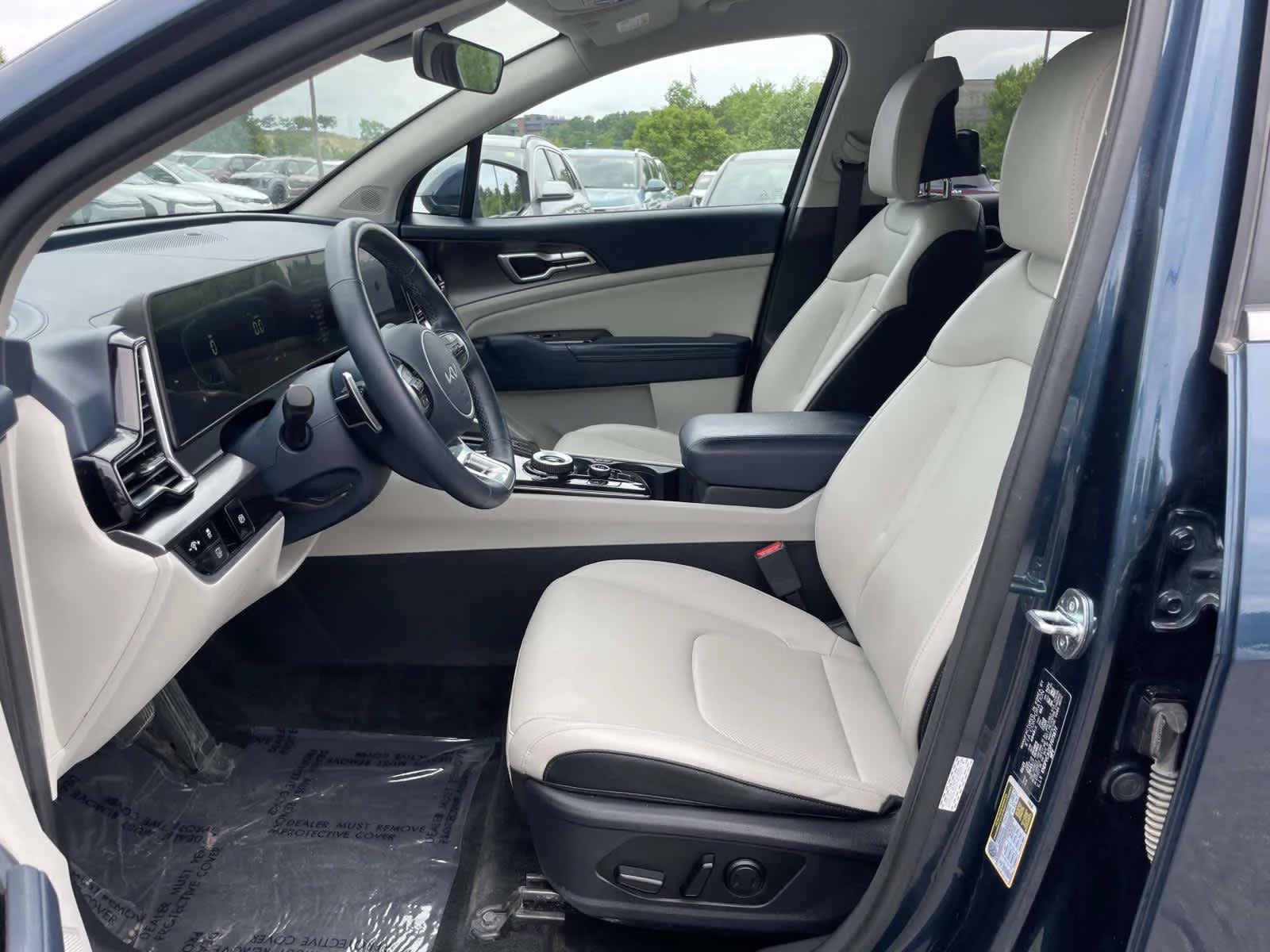 Used 2023 Vesta Blue Kia EX image 16