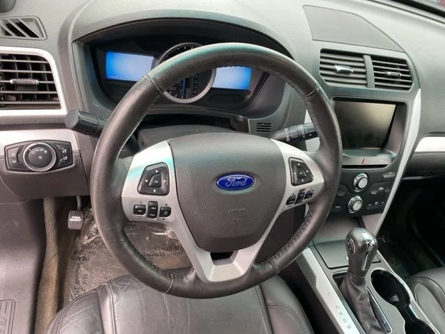 Used 2015 Black Ford XLT image 11