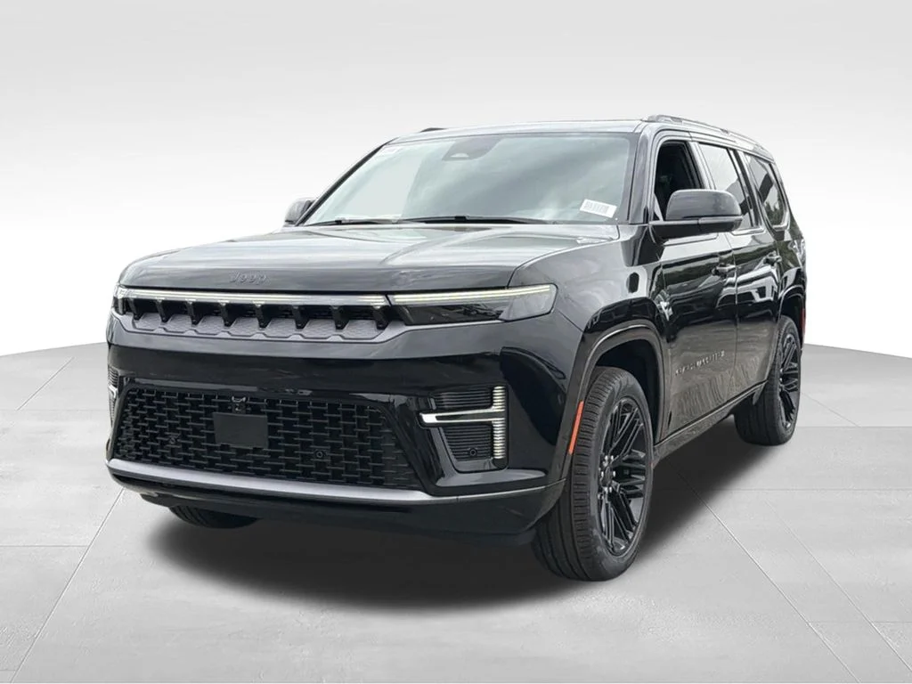 New 2026 High Gloss Black Exterior Paint Jeep Limited Reserve image 2