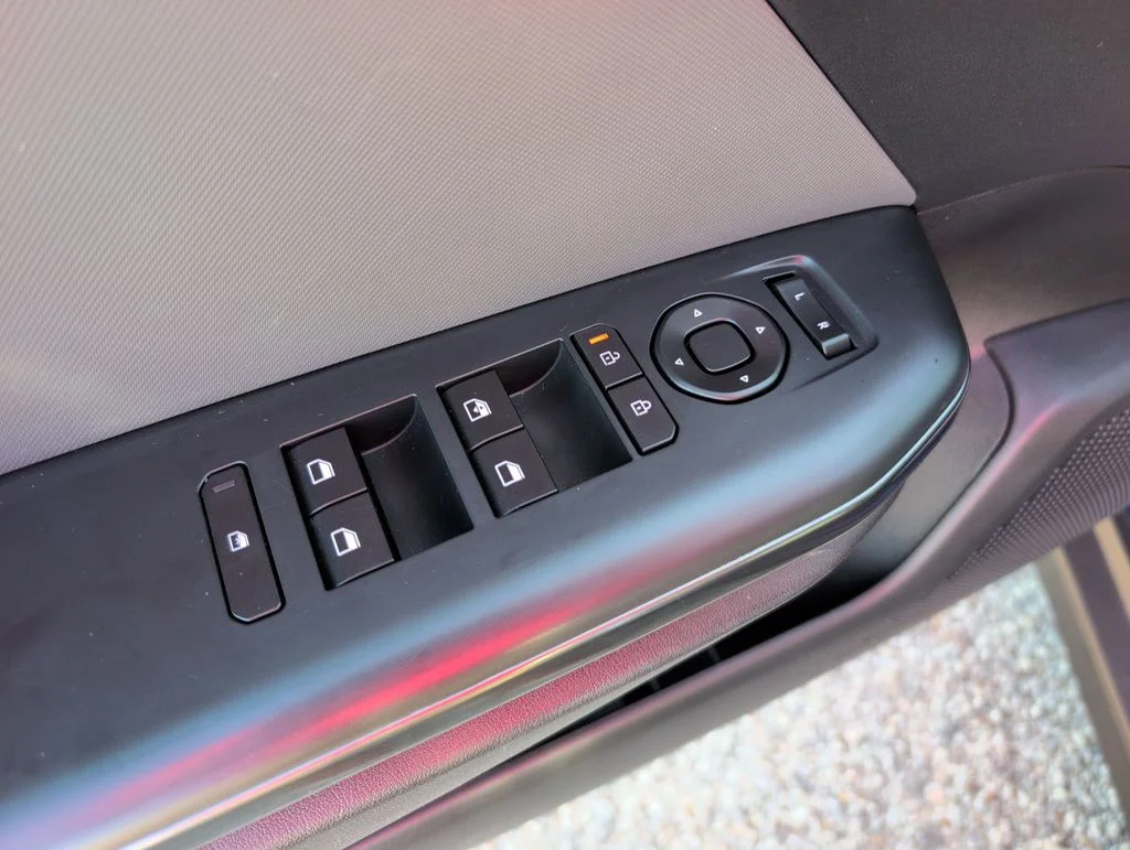 2025 Kia K4 LXS - Photo 16