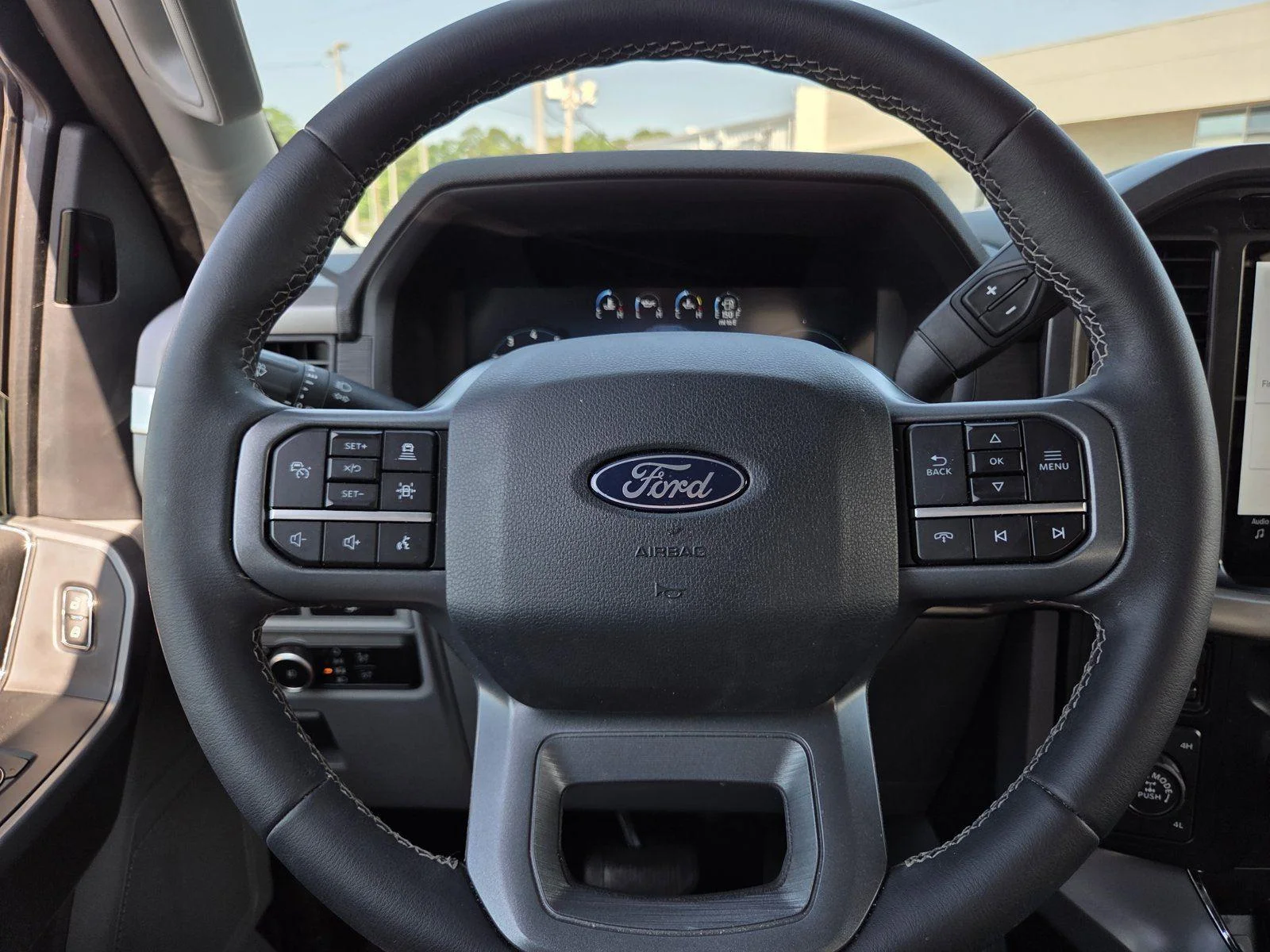 Used 2024 Agate Black Ford XLT image 24