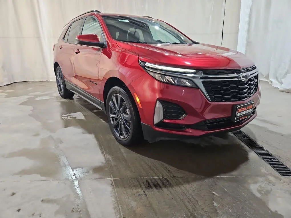 Used 2022 Cherry Red Tintcoat Chevrolet RS image 8
