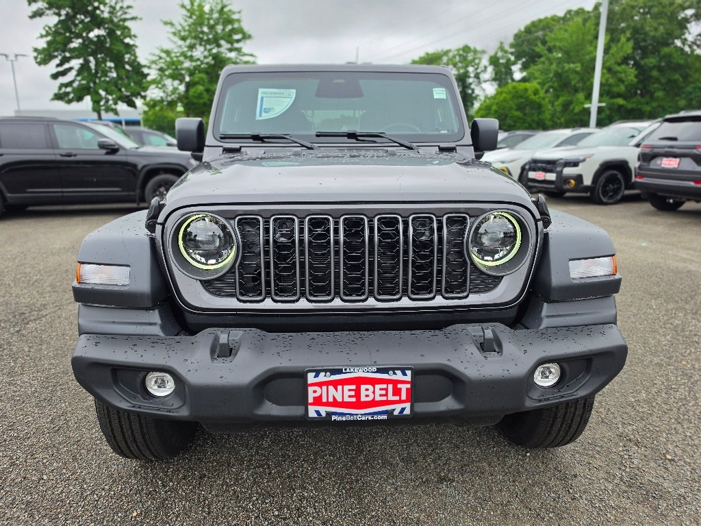 New 2026 Granite Crystal Metallic Clear-Coat Exterior Paint Jeep Sport S image 7