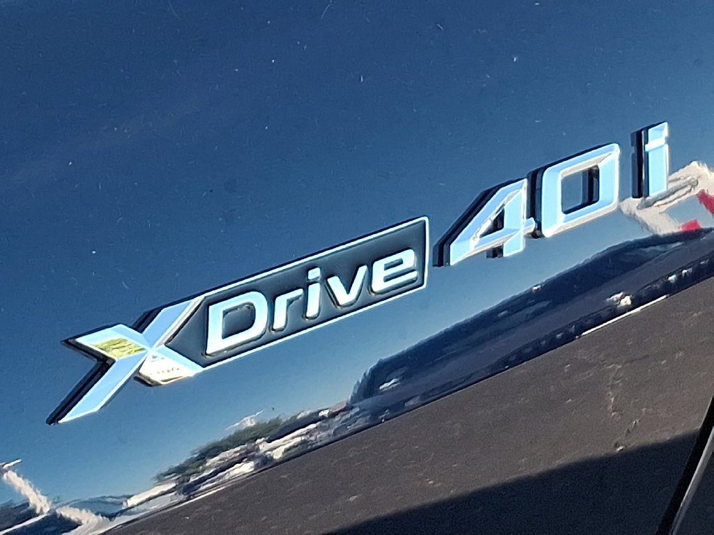 New 2027 Blue BMW xDrive40i image 12