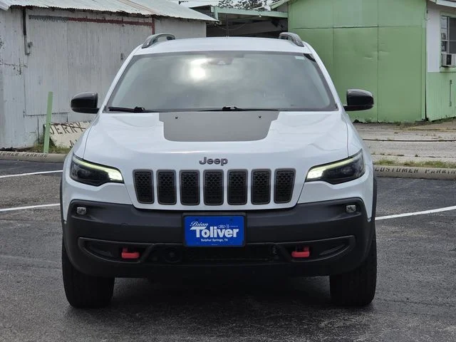 Used 2022 Bright White Clearcoat Jeep Trailhawk image 3
