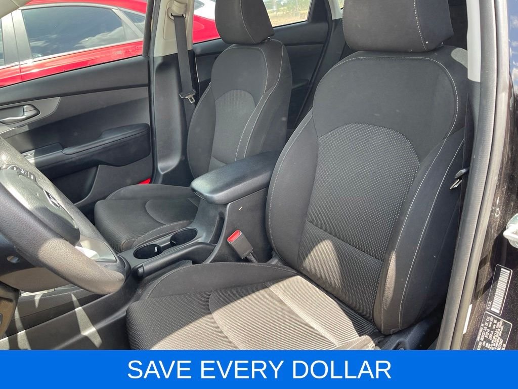 Used 2021 Black Kia LXS image 14