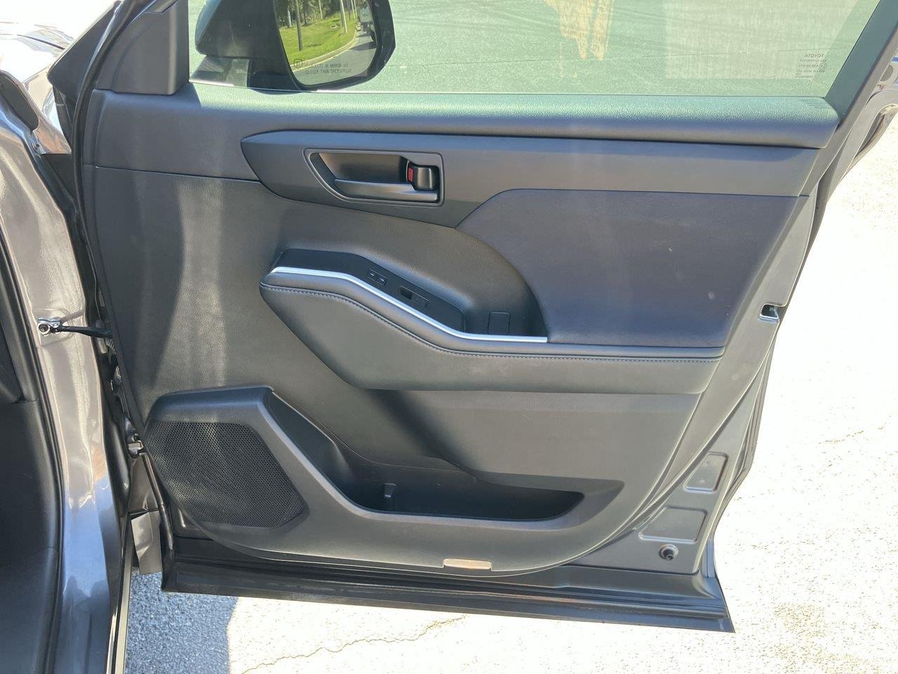 Used 2021 Gray (Magnetic Gray Metallic) Toyota LE AWD image 34
