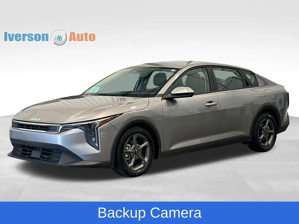 Used 2025 Steel Gray Kia LXS image 5