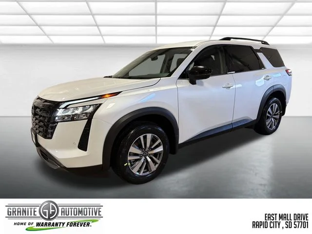 New 2026 Everest White Pearl TriCoat Nissan SL image 1