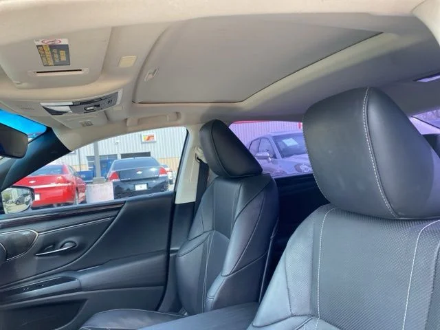 Used 2021 Black Lexus 300h Luxury image 11