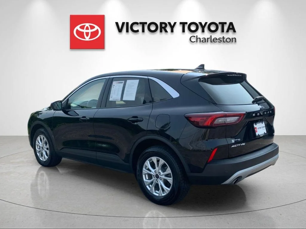 Used 2024 Black Ford Active image 3
