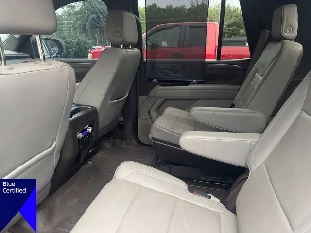 Used 2022 Black GMC SLT image 7