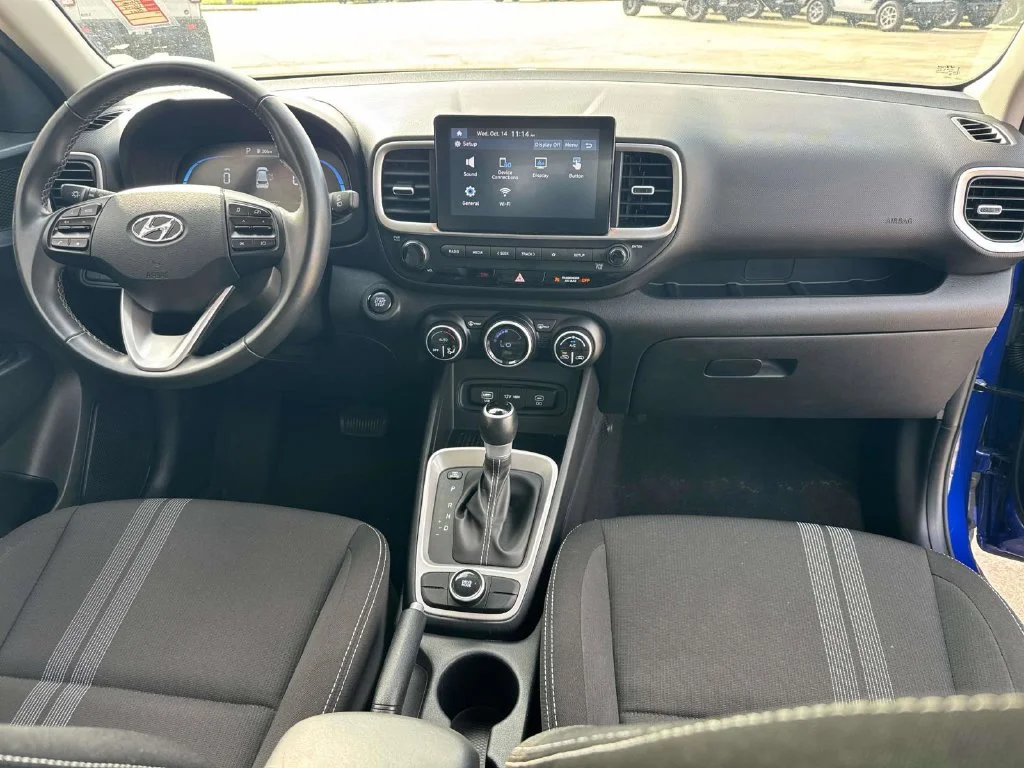 Used 2025 Blue Hyundai SEL image 23