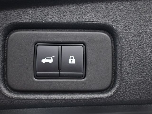 Used 2025 Gray Nissan SL image 29