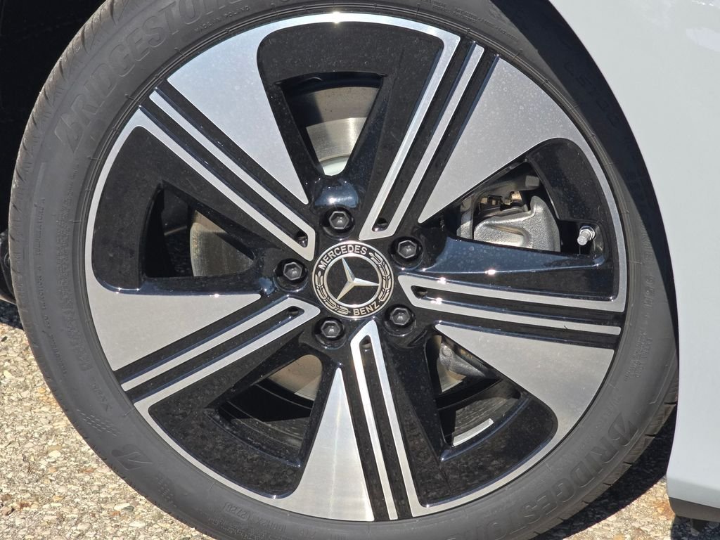 New 2027 MANUFAKTUR Alpine Grey Mercedes-Benz CLA 220 image 8