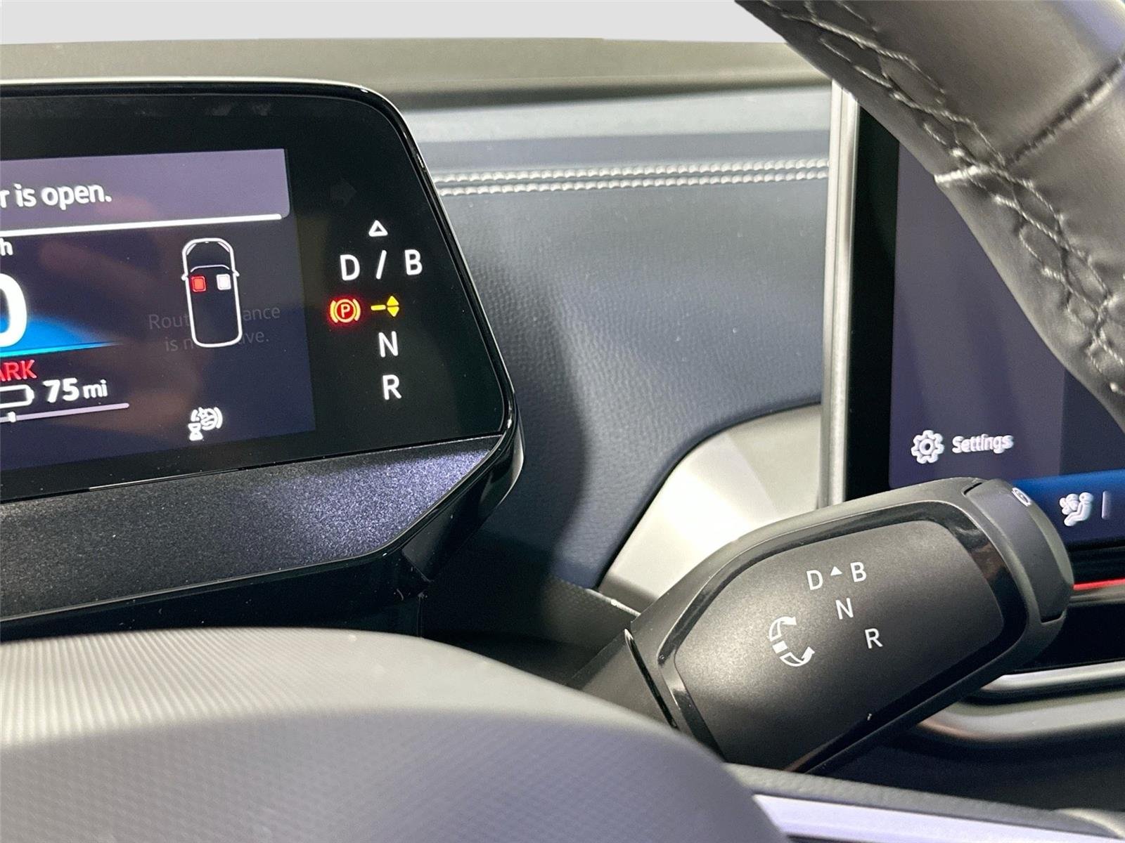 2025 Volkswagen ID.4 PRO S PLUS - Photo 8