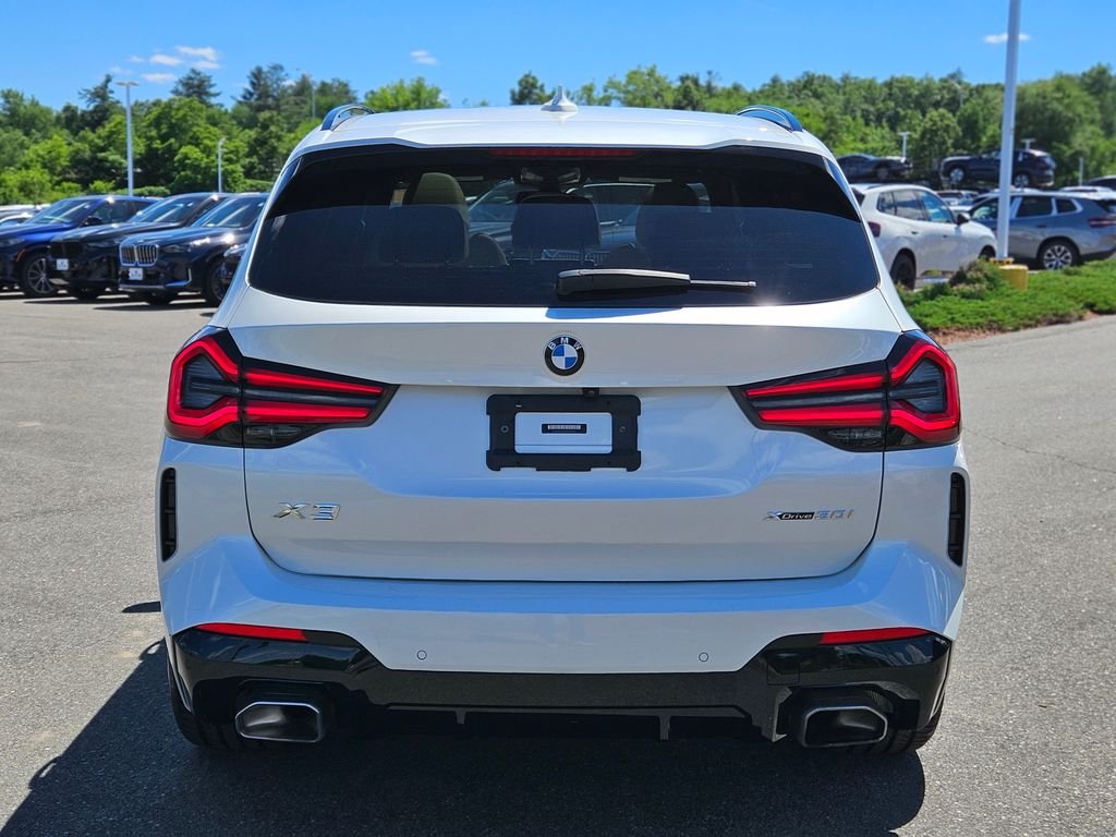 Used 2023 Mineral White Metallic BMW xDrive30i image 6