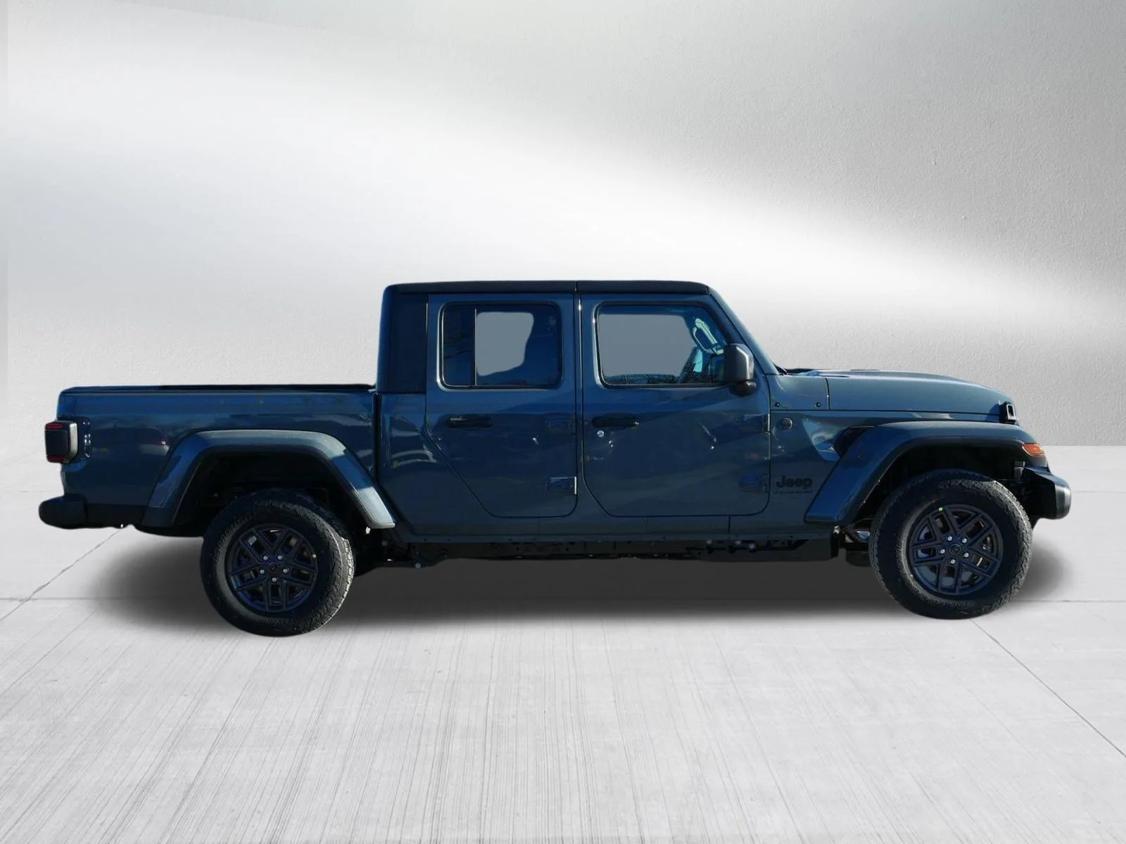 New 2026 Anvil Clear-Coat Exterior Paint Jeep Sport S image 8