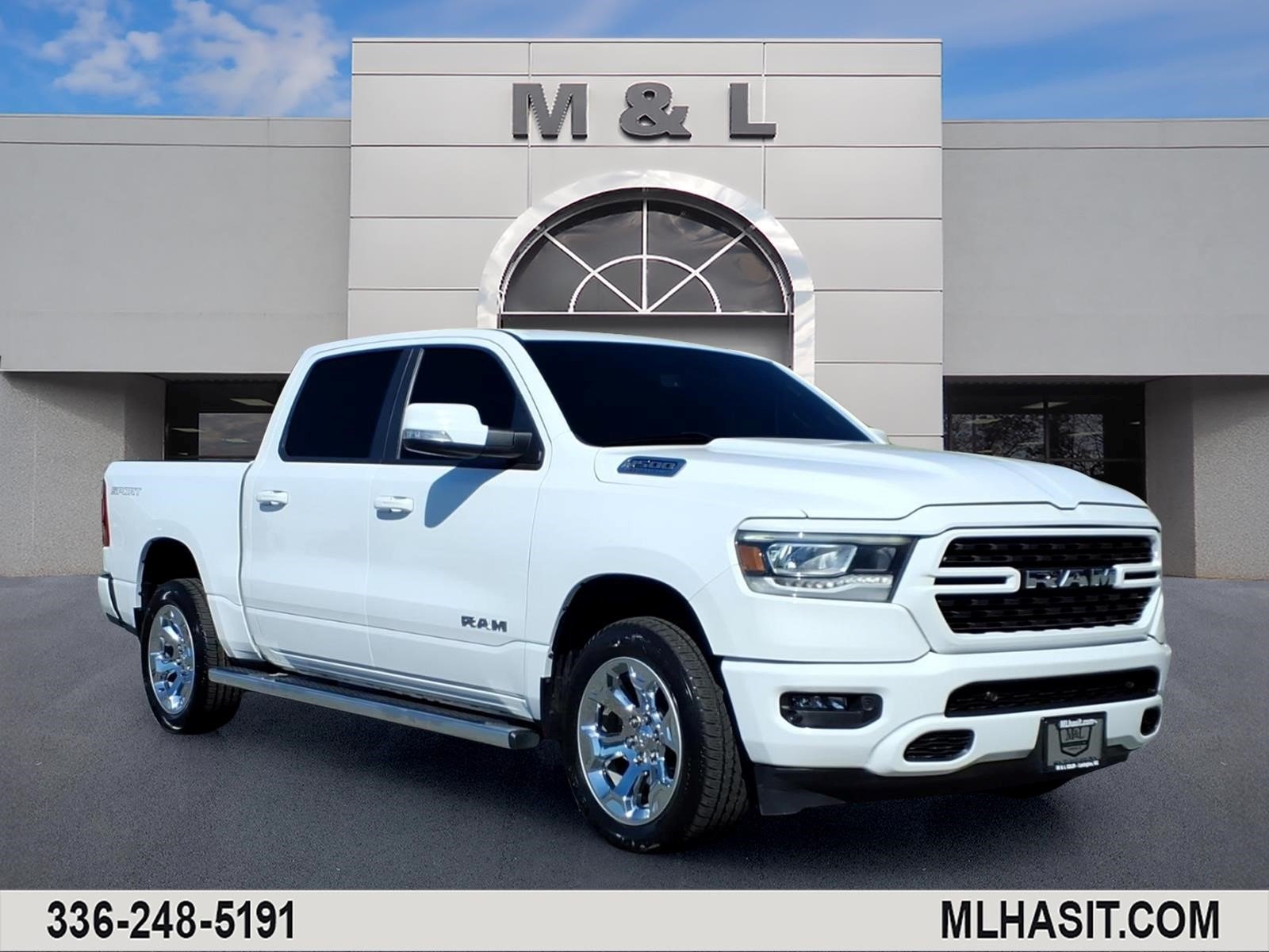 2022 RAM 1500 Big Horn/Lone Star 4x4 Crew Cab 5'7's photo