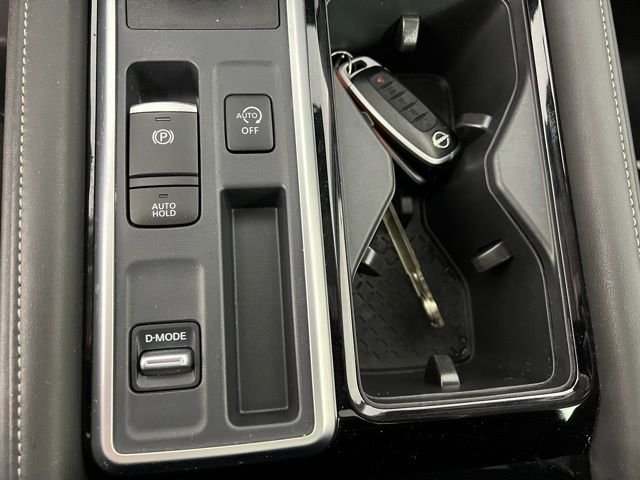 Used 2024 Gray Nissan SL image 27