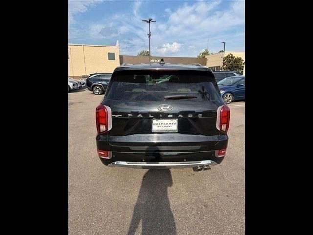 Used 2020 Black Hyundai Limited image 5